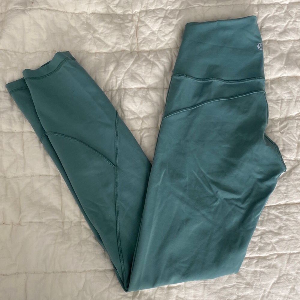 Lululemon cropped leggings